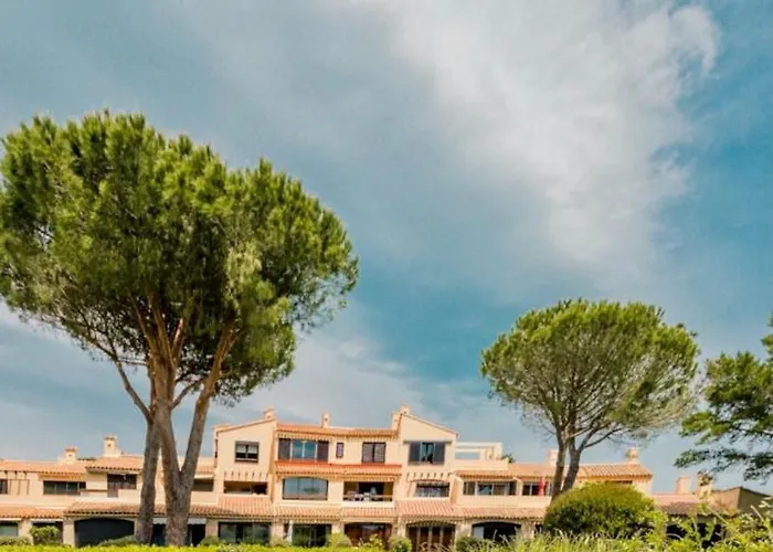 L Du Golf Saint-Cyprien (Pyrenees-Orientales)